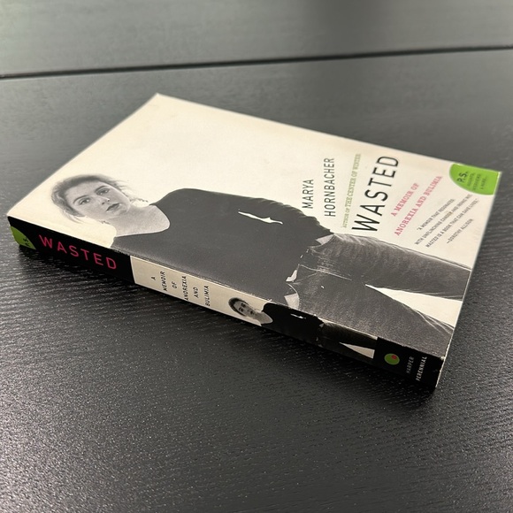 Wasted: A Memoir of Anorexia and Bulimia Book by Marya Hornbacher - Picture 4 of 4